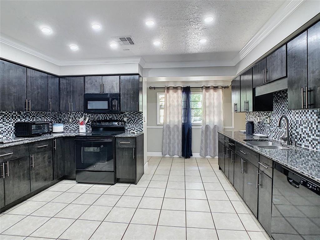 Interior, Kitchen, Recessed Lighting