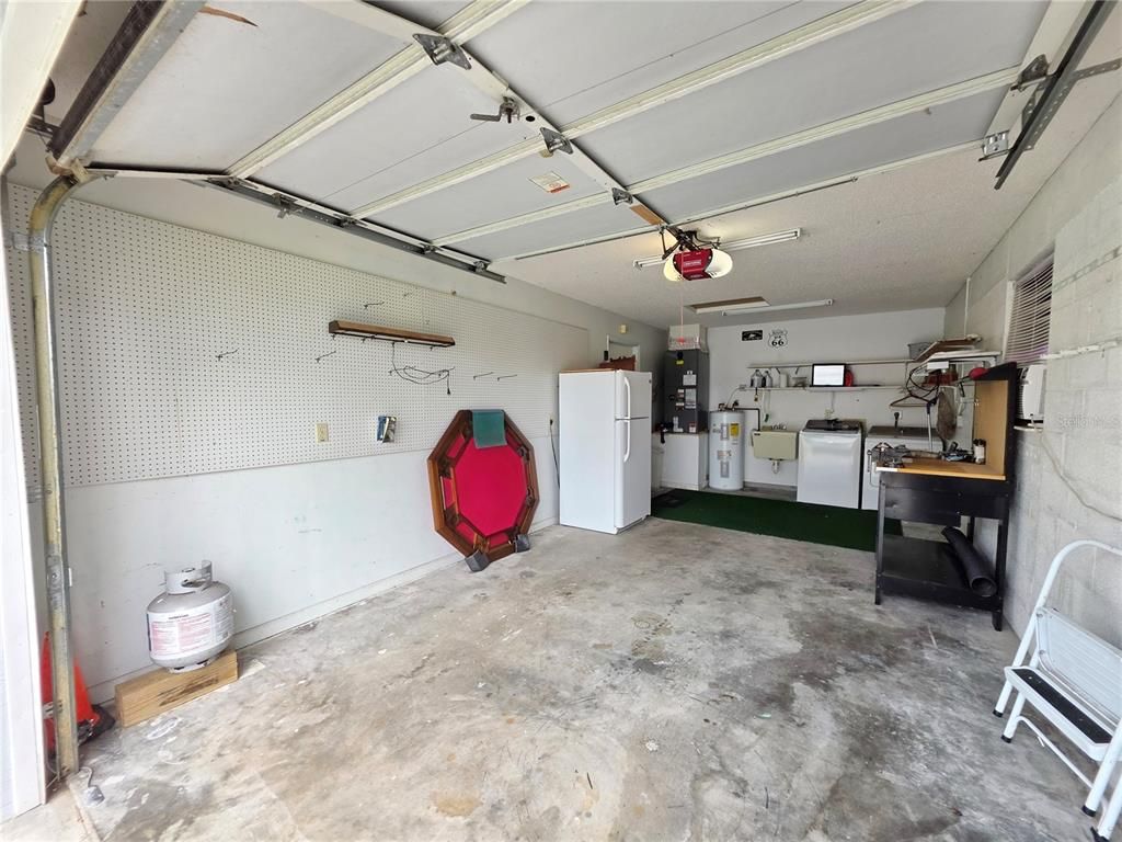 Garage, Interior, Washer
