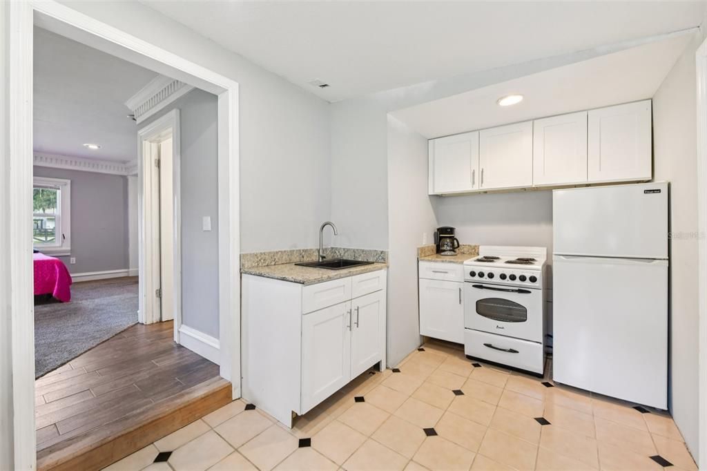 Interior, Kitchen, Recessed Lighting, Wood Texture Flooring