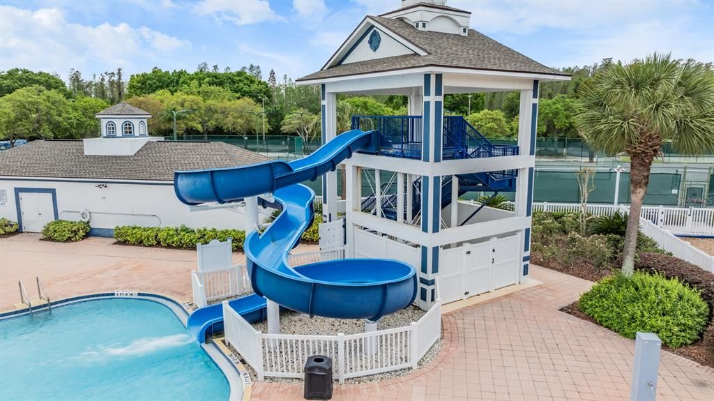 Exterior, Playground, Pool