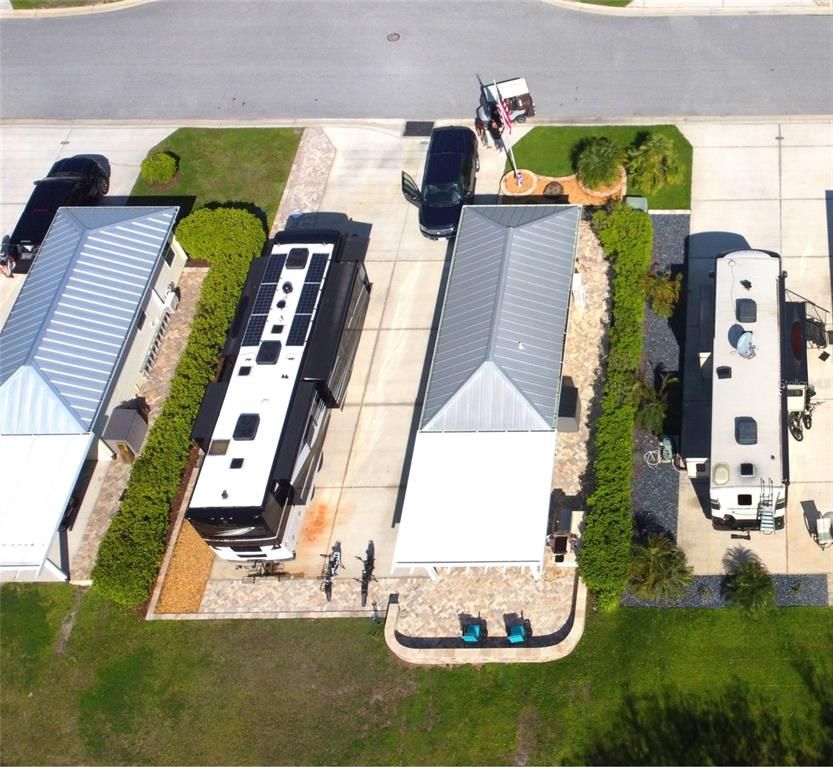 Exterior, Drone