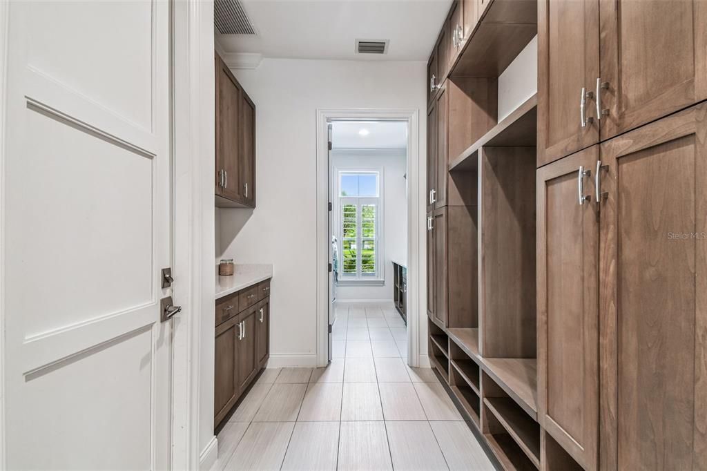 Interior, Recessed Lighting, Walk-in Closets