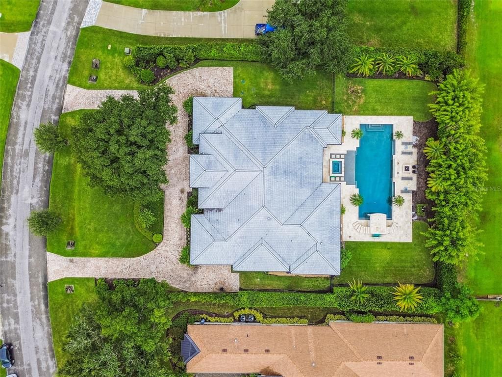 Exterior, Drone