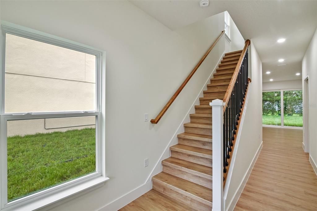 Interior, Recessed Lighting, Wood Texture Flooring