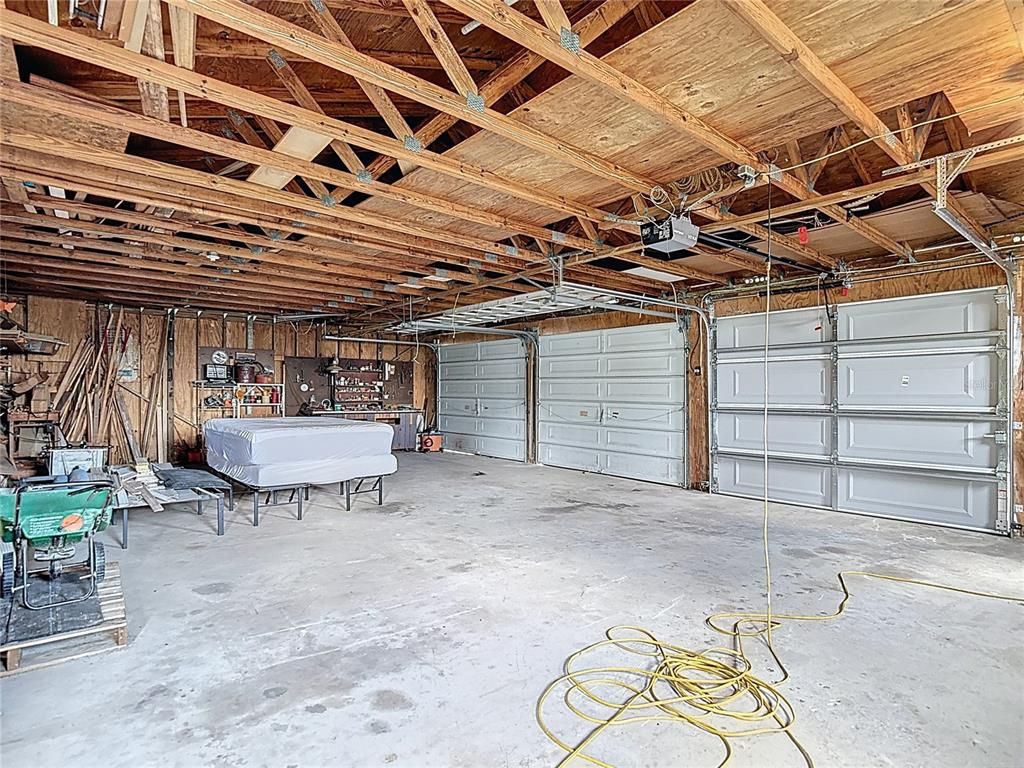 Garage, Interior, Wooden Beams, Wooden Ceilings