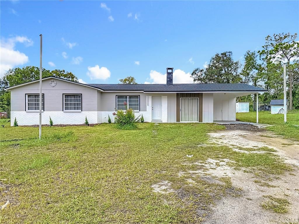 Backyard, Exterior, Facade, Ranch