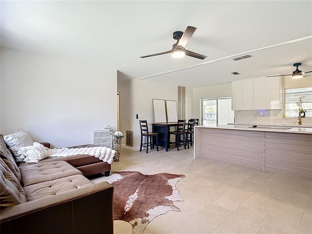 Dining room, Interior, Kitchen, Living room