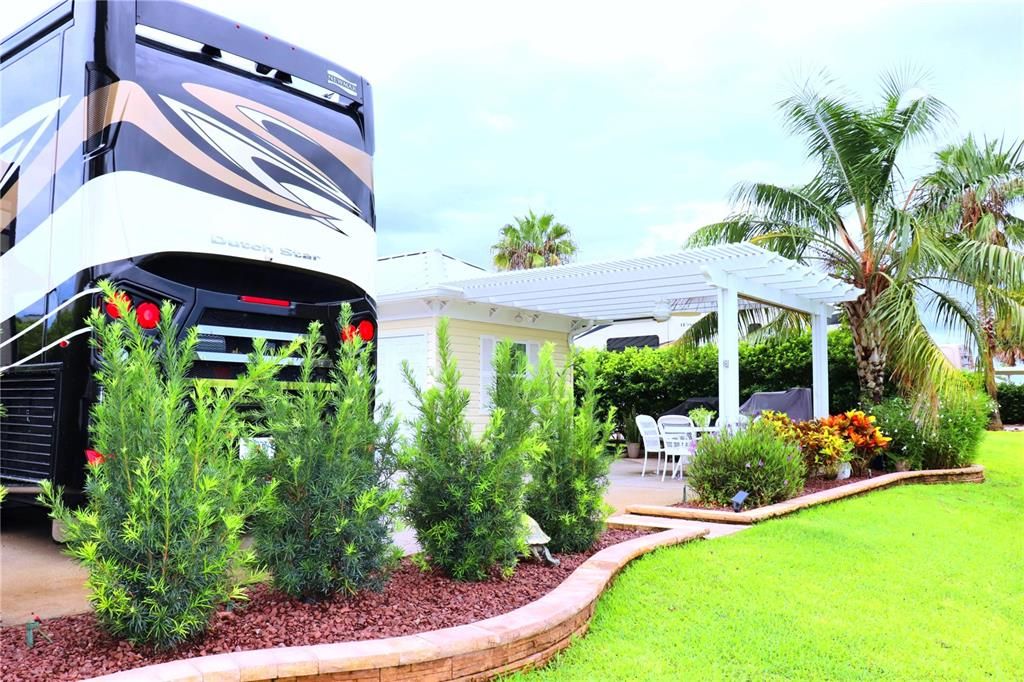 Backyard, Exterior
