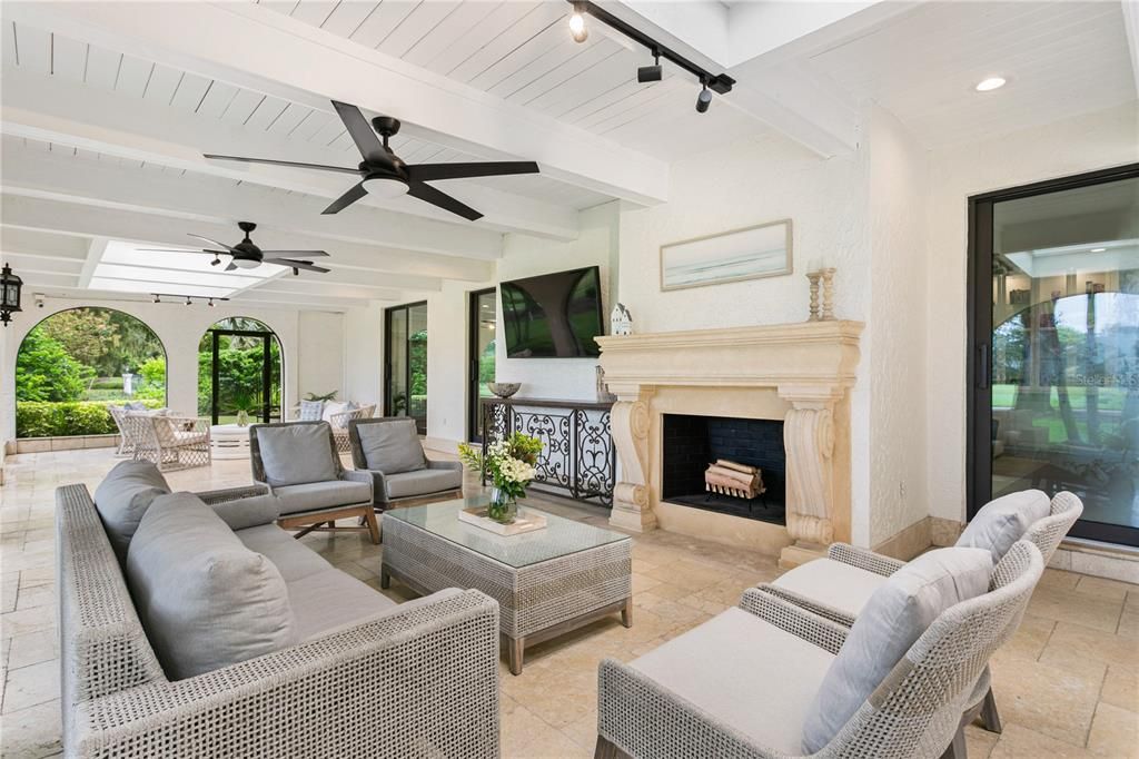 Fireplace, Interior, Living room, Recessed Lighting