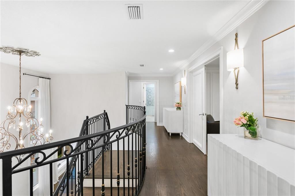 Chandelier, Interior, Recessed Lighting, Wood Texture Flooring