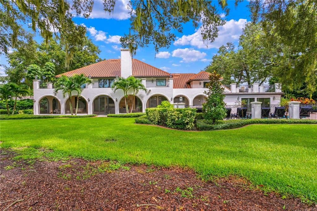Backyard, Exterior