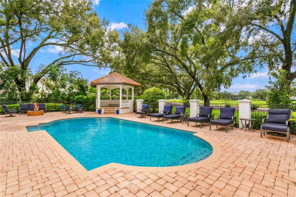 Exterior, Pool
