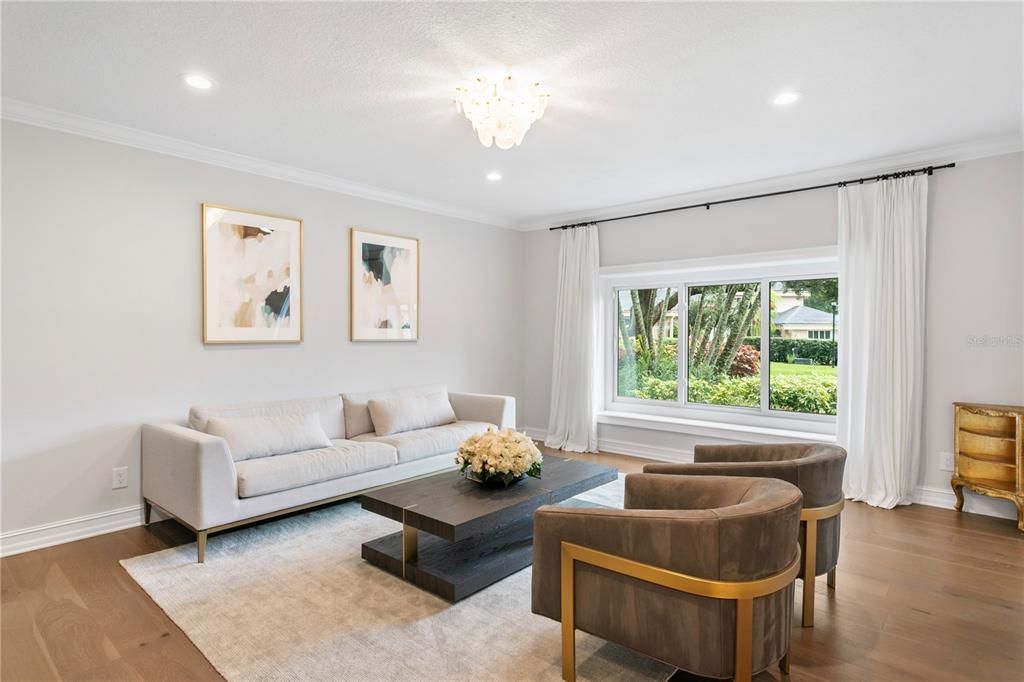 Chandelier, Interior, Living room, Recessed Lighting, Wood Texture Flooring