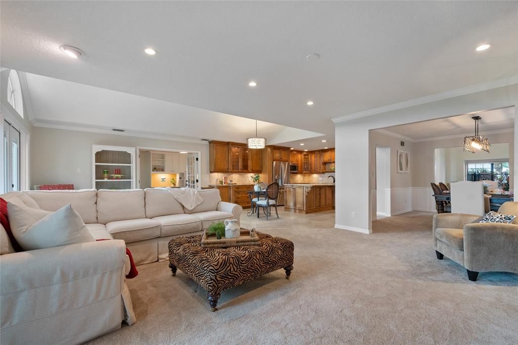 Dining room, Interior, Kitchen, Living room, Pendant Lights, Recessed Lighting