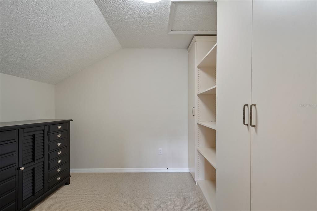 Interior, Walk-in Closets