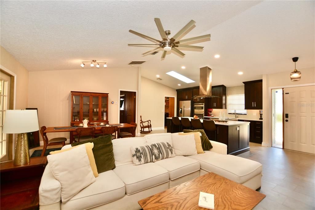 Dining room, Interior, Kitchen, Living room, Pendant Lights, Recessed Lighting