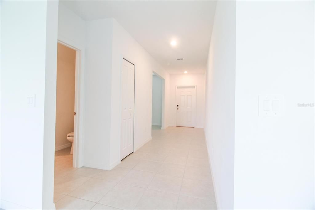 Bathroom, Interior, Recessed Lighting