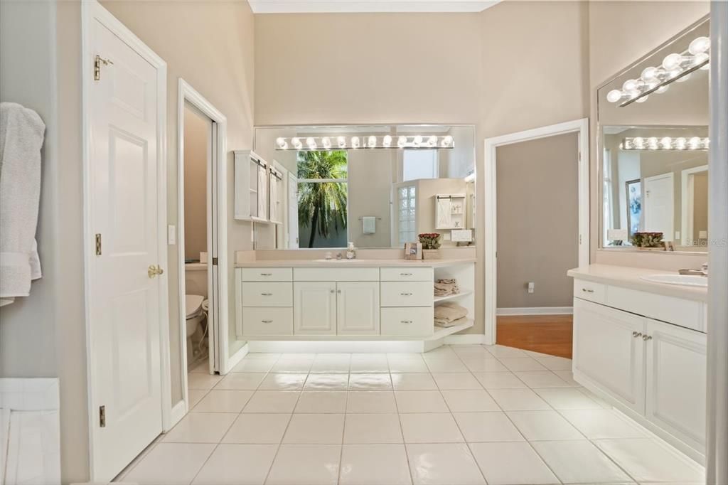 Bathroom, Dual Sink Vanities, Interior, Wood Texture Flooring