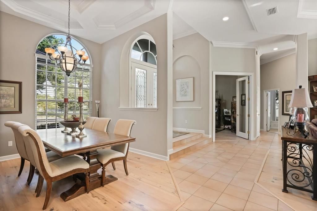 Chandelier, Dining room, Interior, Recessed Lighting, Wood Texture Flooring