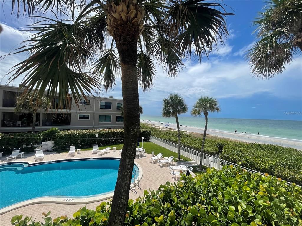 Exterior, Pool, Water