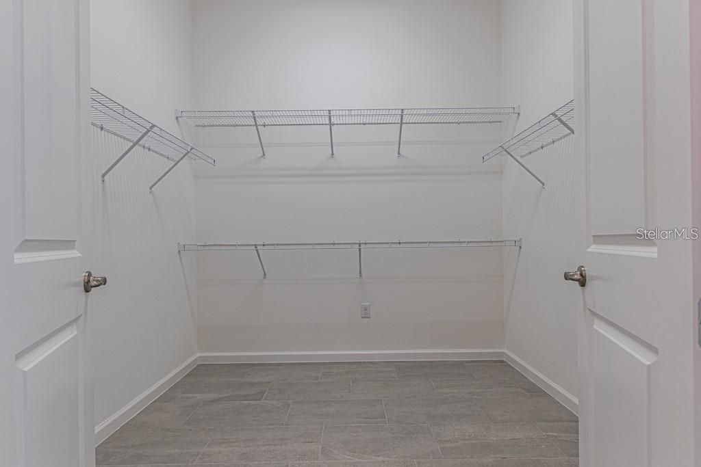 Interior, Walk-in Closets