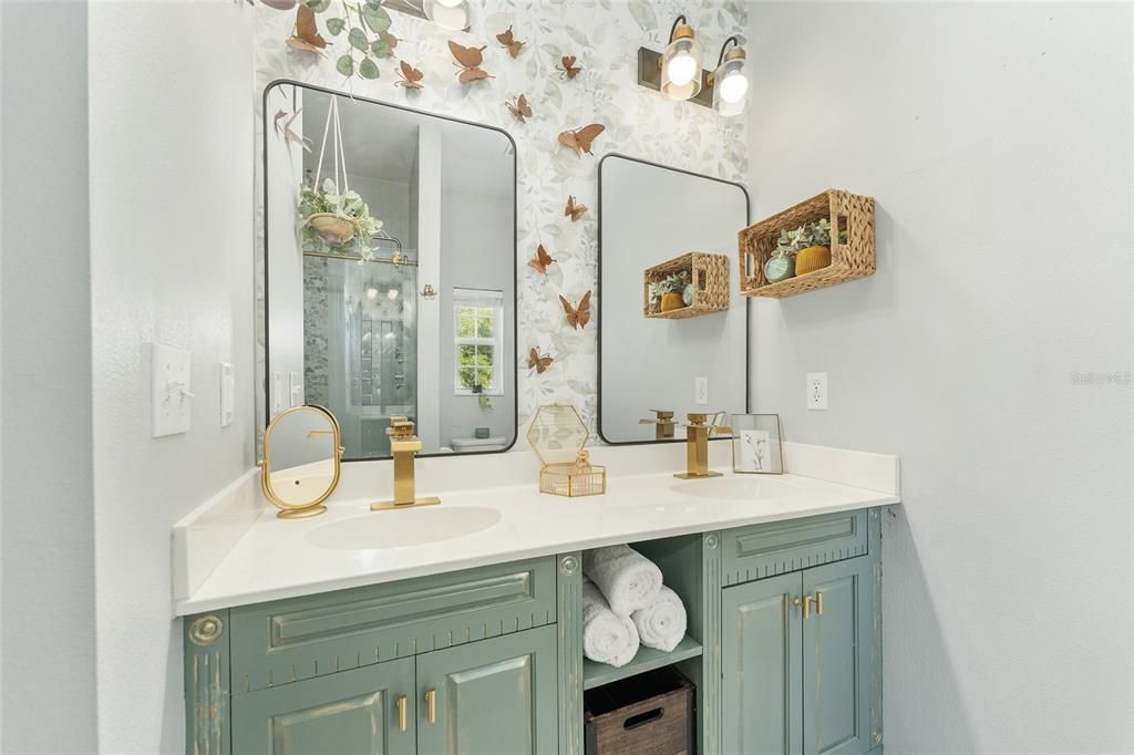 Bathroom, Dual Sink Vanities, Interior