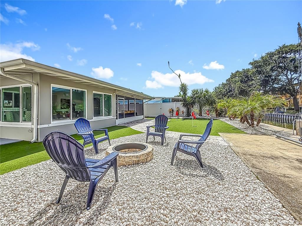 Backyard, Exterior
