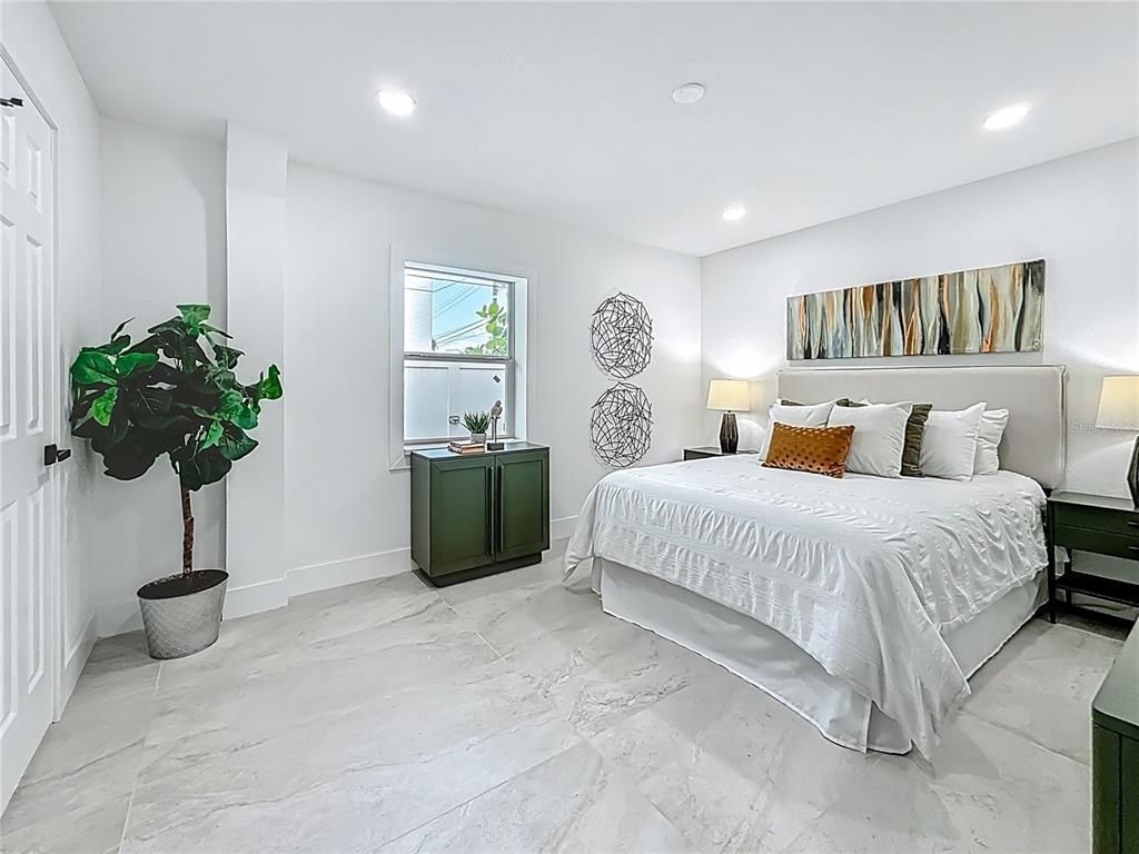 Bedroom, Interior, Marble, Recessed Lighting