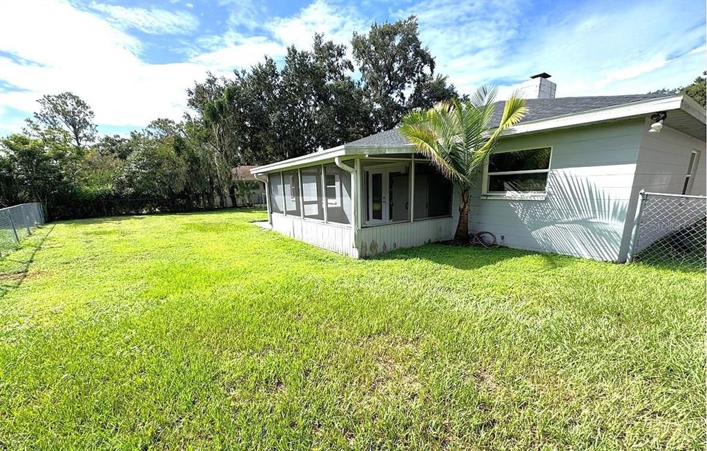Backyard, Exterior