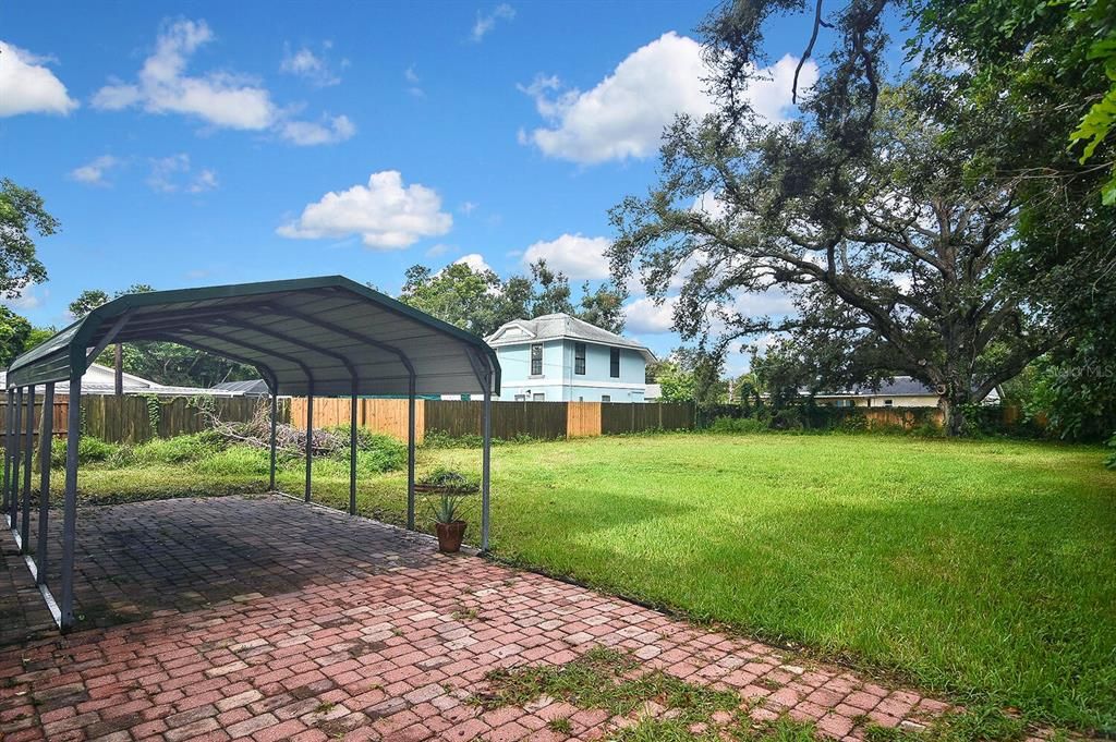 Backyard, Exterior