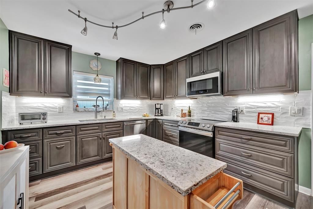 Interior, Kitchen, Stainless Steel Appliances, Wood Texture Flooring