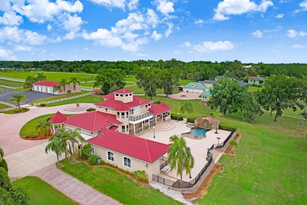 Exterior, Drone