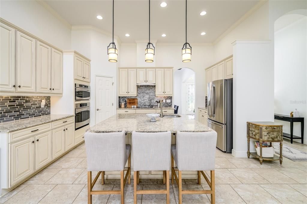 Interior, Kitchen, Pendant Lights, Recessed Lighting, Stainless Steel Appliances