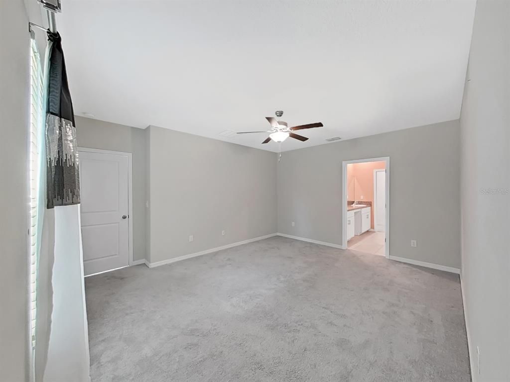 Bathroom, Empty room, Interior