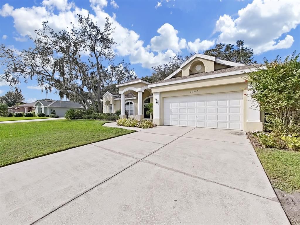 Attached, Backyard, Exterior, Facade, Ranch