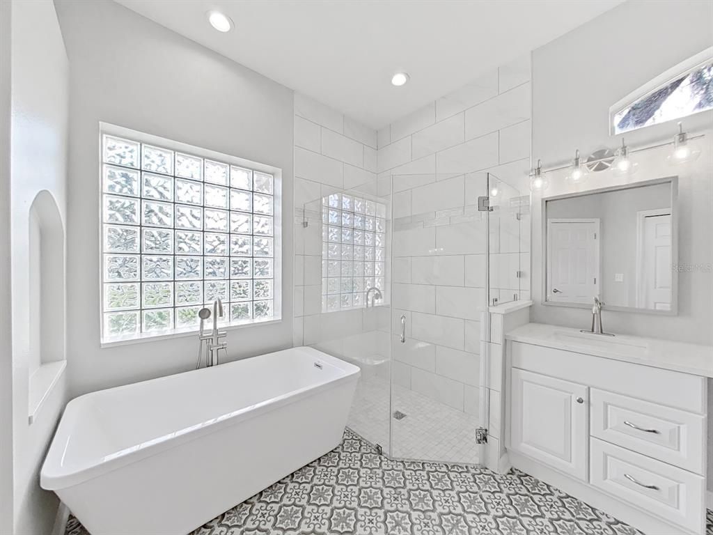 Bathroom, Free Standing Baths, Glass Shower, Interior, Recessed Lighting