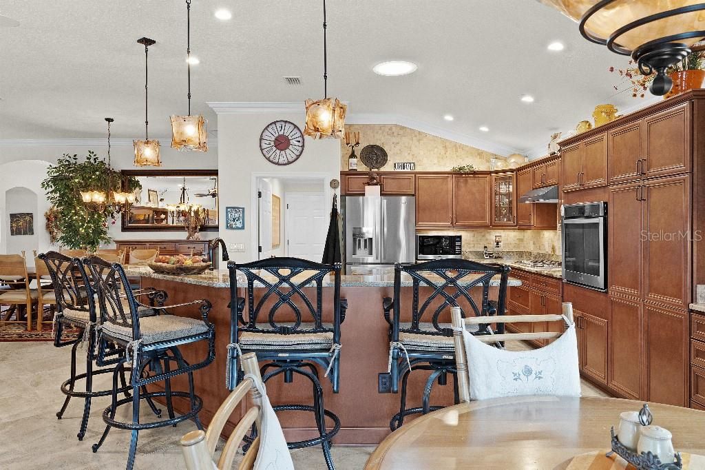 Dining room, Interior, Kitchen, Pendant Lights, Recessed Lighting, Stainless Steel Appliances