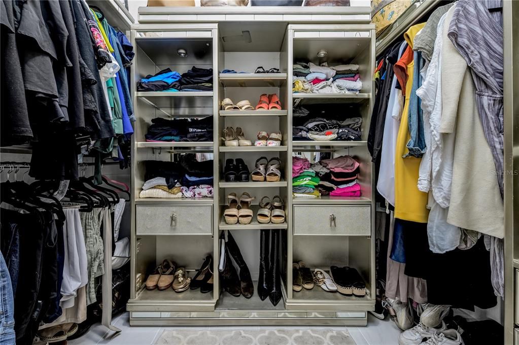 Interior, Walk-in Closets