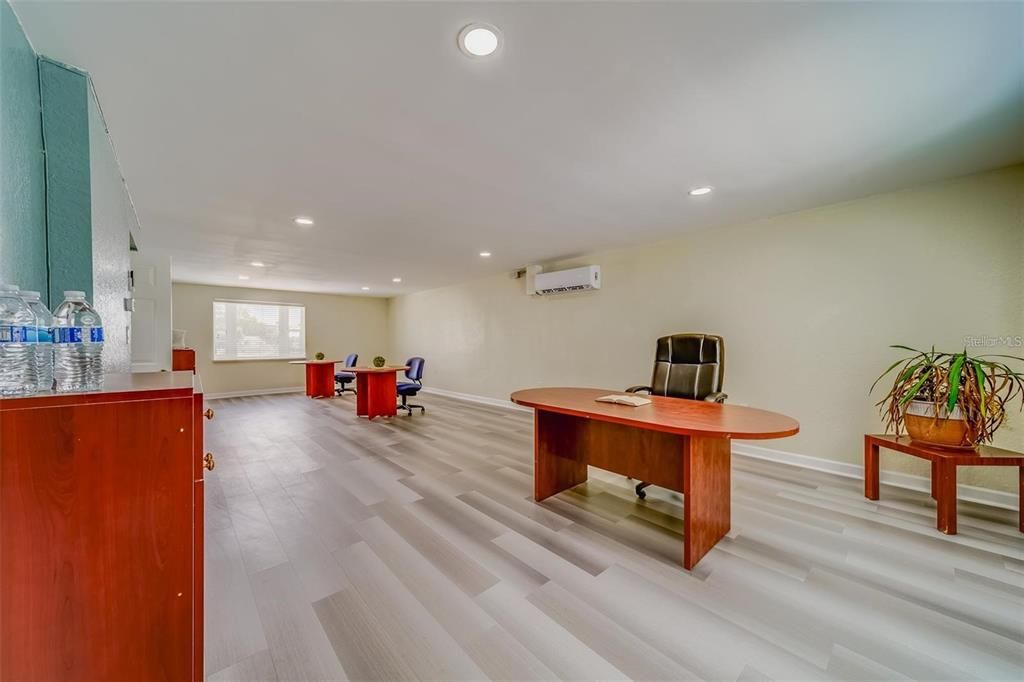 Home Office, Interior, Recessed Lighting, Wood Texture Flooring