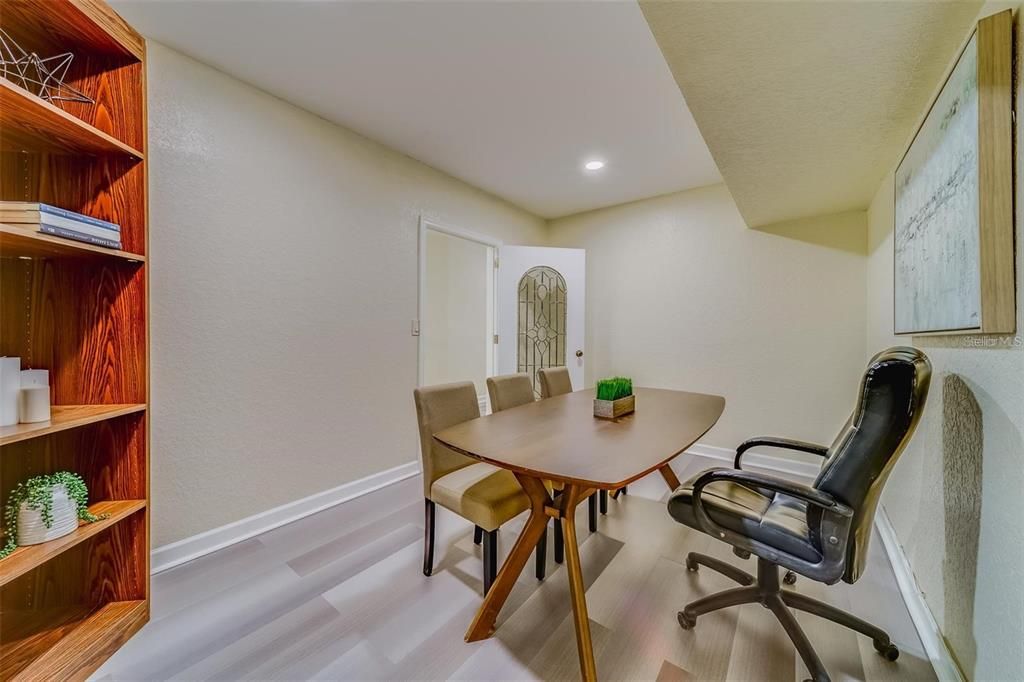 Home Office, Interior, Recessed Lighting, Wood Texture Flooring