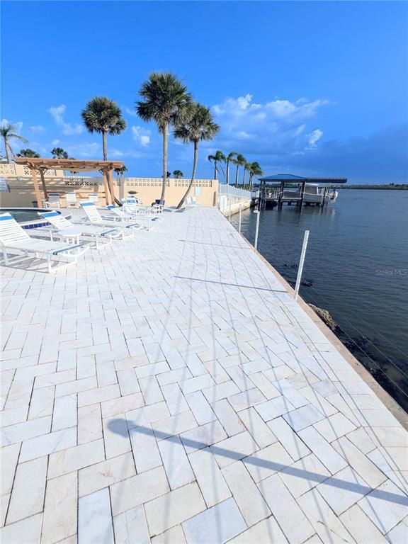 Exterior, Water