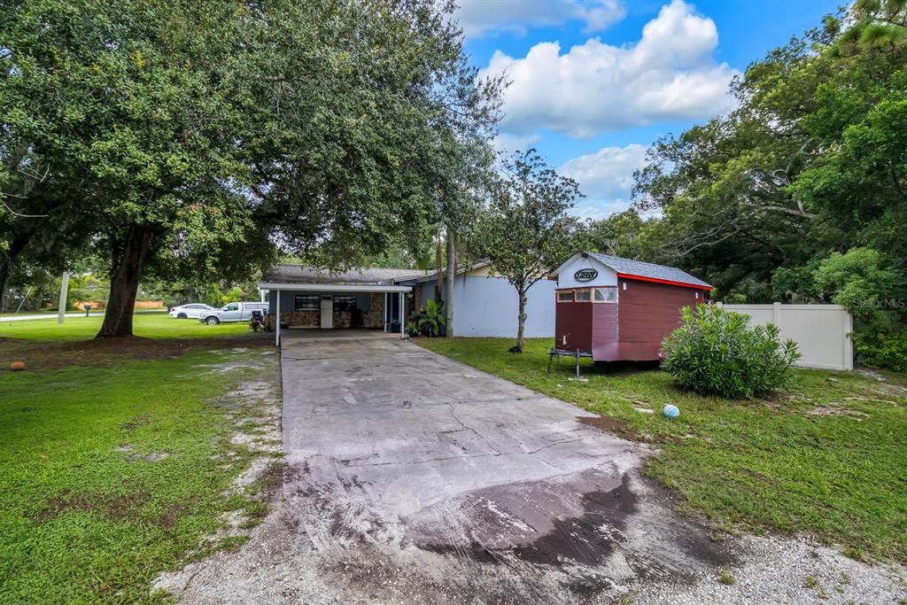 Backyard, Exterior
