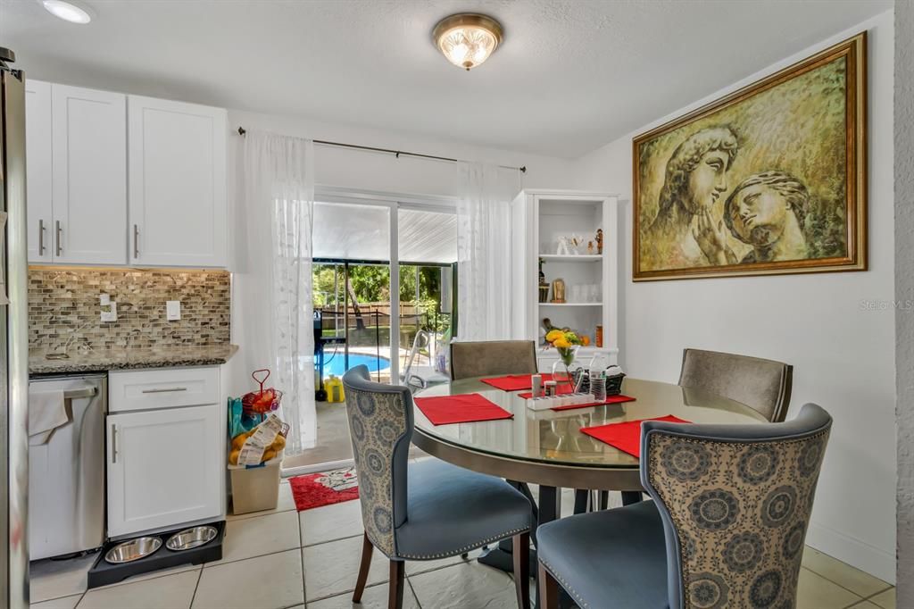 Dining room, Interior, Recessed Lighting