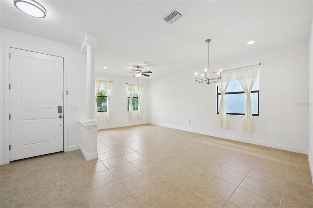 Chandelier, Empty room, Interior, Recessed Lighting