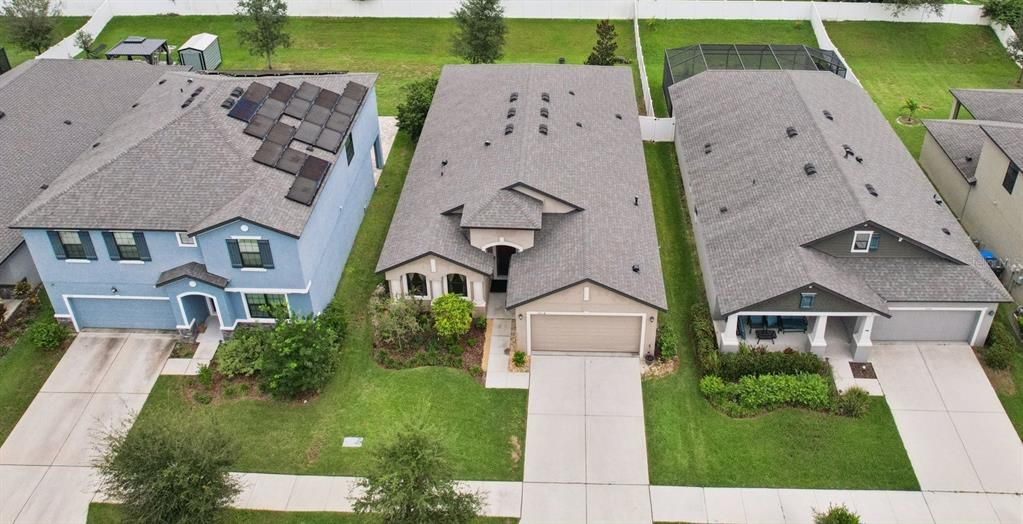 Exterior, Drone