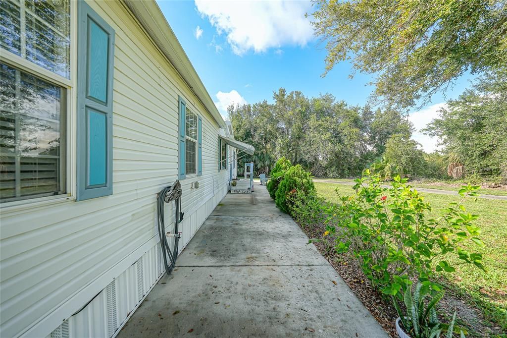 Backyard, Exterior