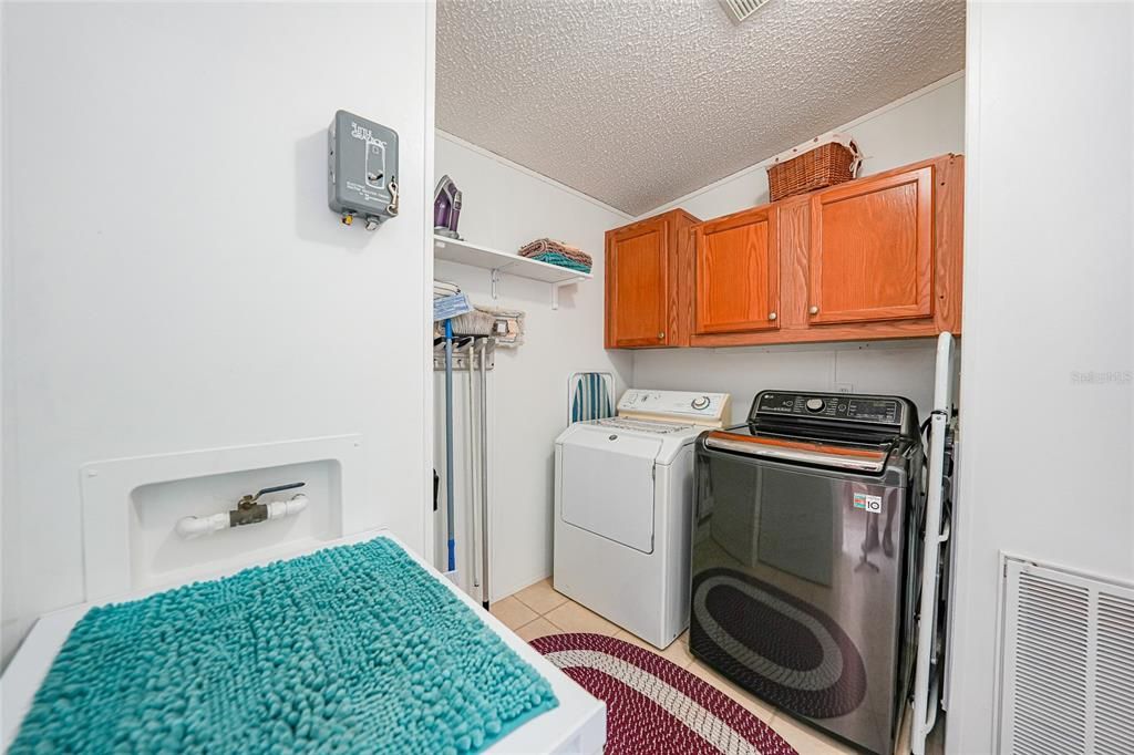 Interior, Washer