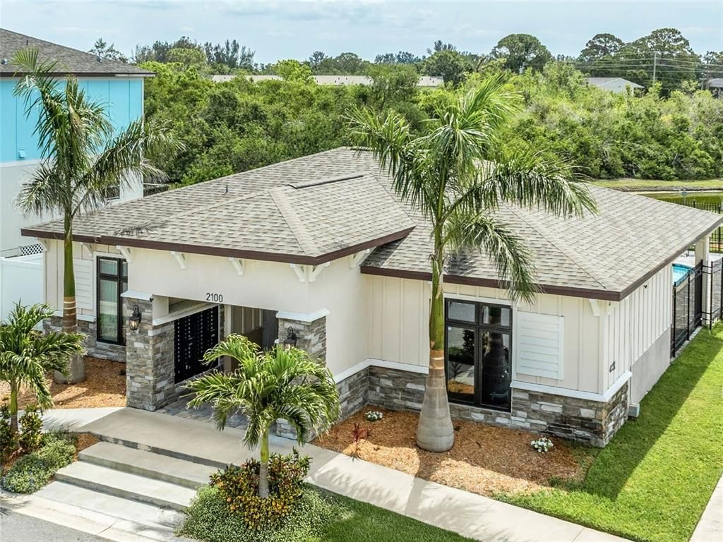 Backyard, Exterior