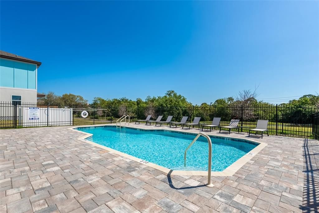 Exterior, Pool