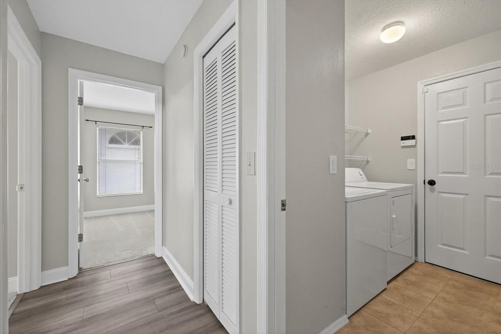 Interior, Utility Closets, Washer, Wood Texture Flooring